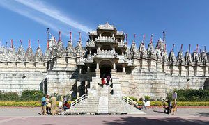Tourists Attractions

  
	Ranakpur Jain Temple
Sadri
Surya Narayan Temple
Shopping in Ranakpur
Muchhal Mahavir Temple
Narlai