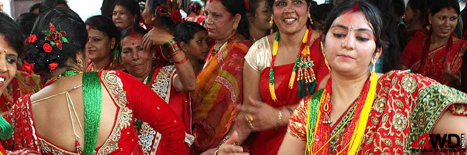 teej-festival-with-golden-triangle-tour-package