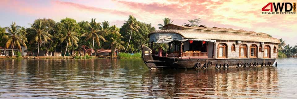 Cochin-Kumarakom-and-Alleppey-Tour-Packages